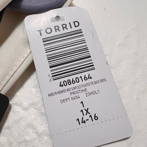 Torrid X Marylin Monroe White Midi Surplice Tie Back Dress BNWT Size 1 - Picture 6 of 12